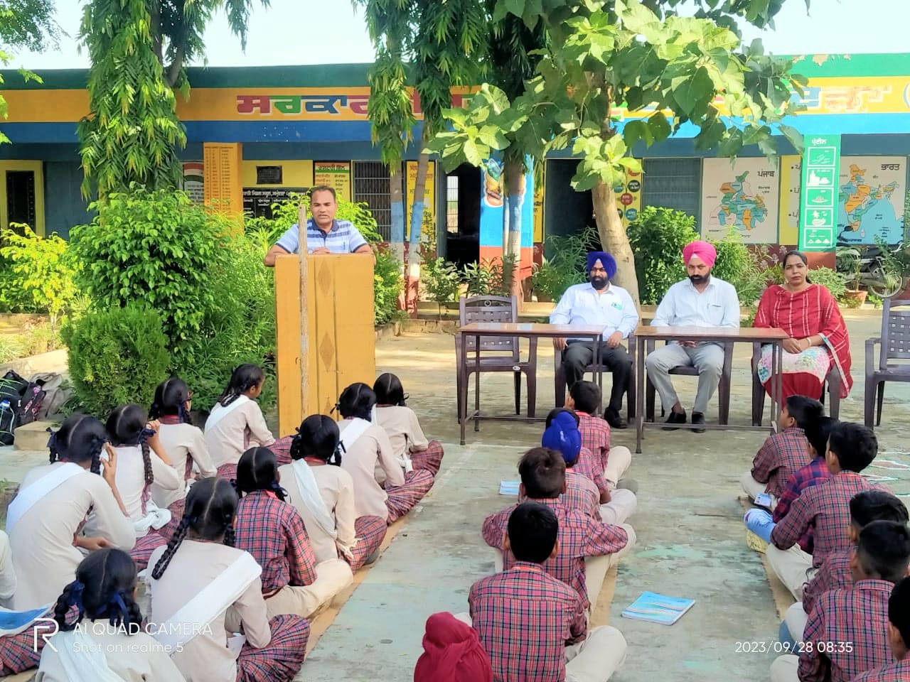The students of Middle School Samundra celebrated the birthday of Shaheed Bhagat Singh